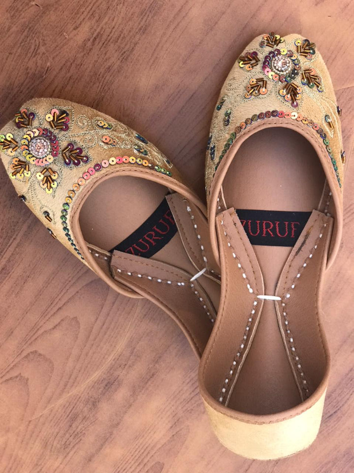 Golden Hand-Embroidered Leather Khussa | Traditional Women’s Footwear by Zuruf