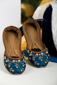 Pure Leather Traditional Khussa – Comfort with Elegance