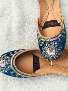 Premium Handmade Leather Khussa for Women – Traditional & Elegant