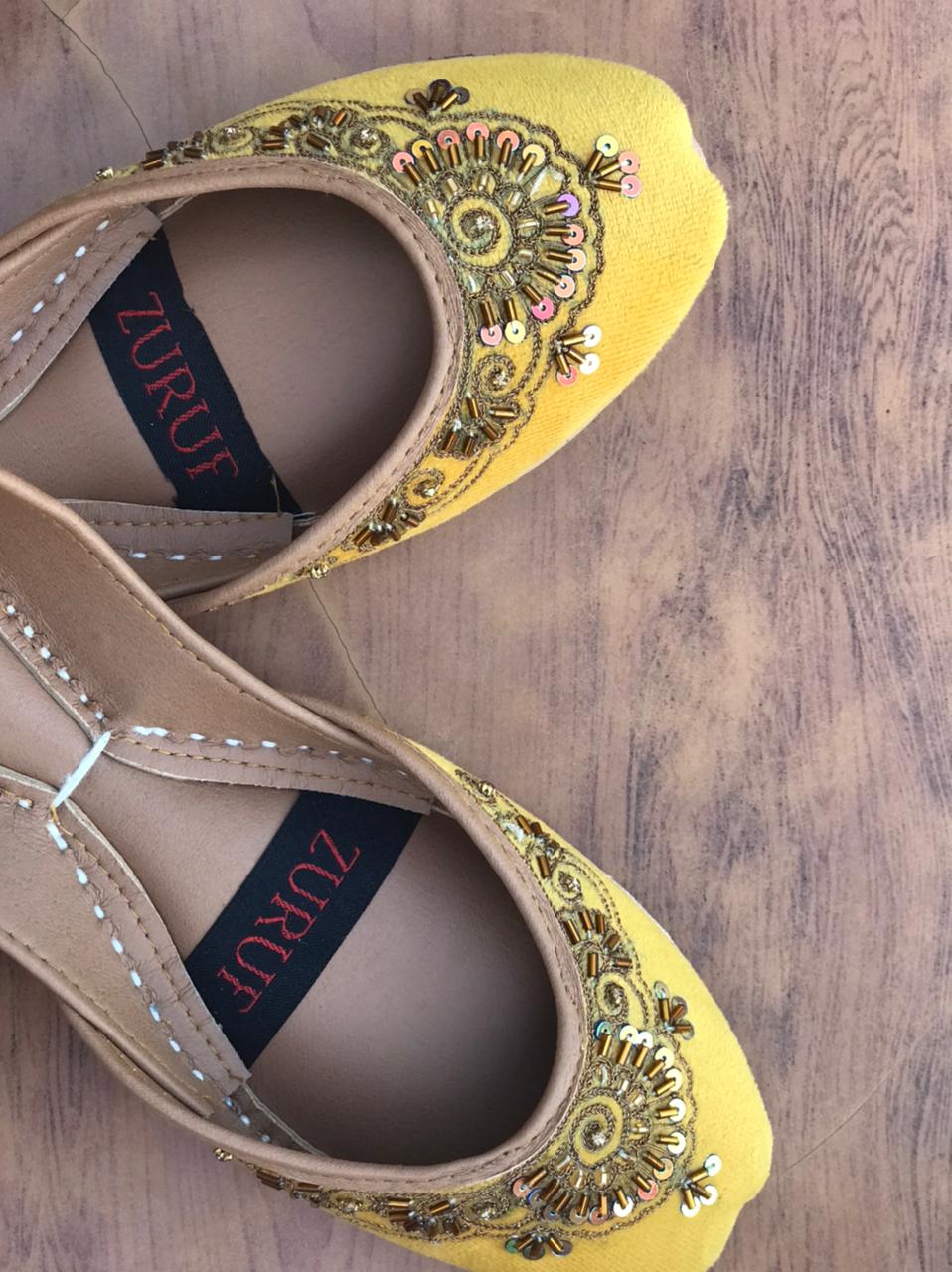 Zuruf Handmade Leather Khussa – Pakistani Cultural Footwear